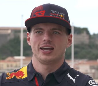 Max Verstappen is een held. En niet omdat hij niet knielde bij de start van de F1 in Oostenrijk